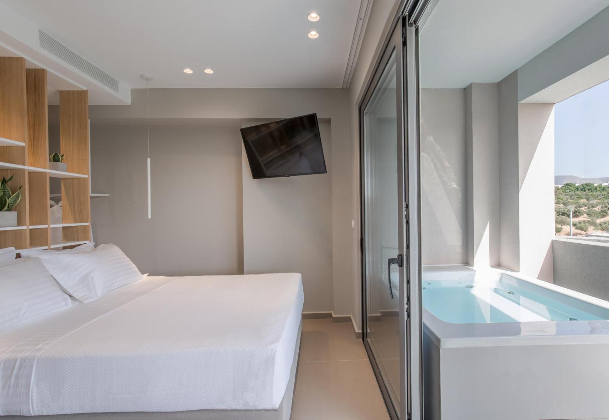 Noemie Luxury Suites Chania  Pokoj fotografie